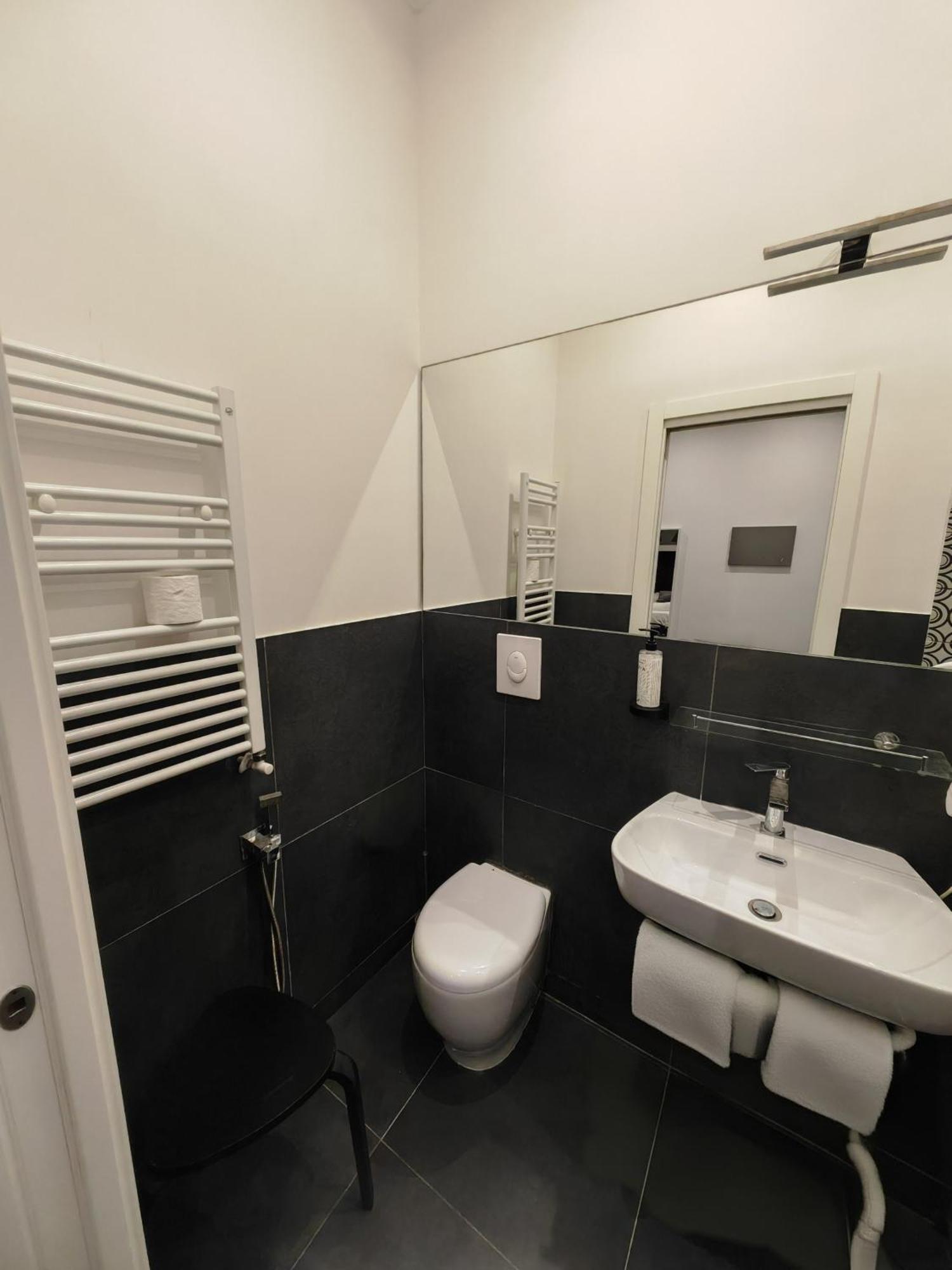 Art Street Hotel Nápoly Kültér fotó