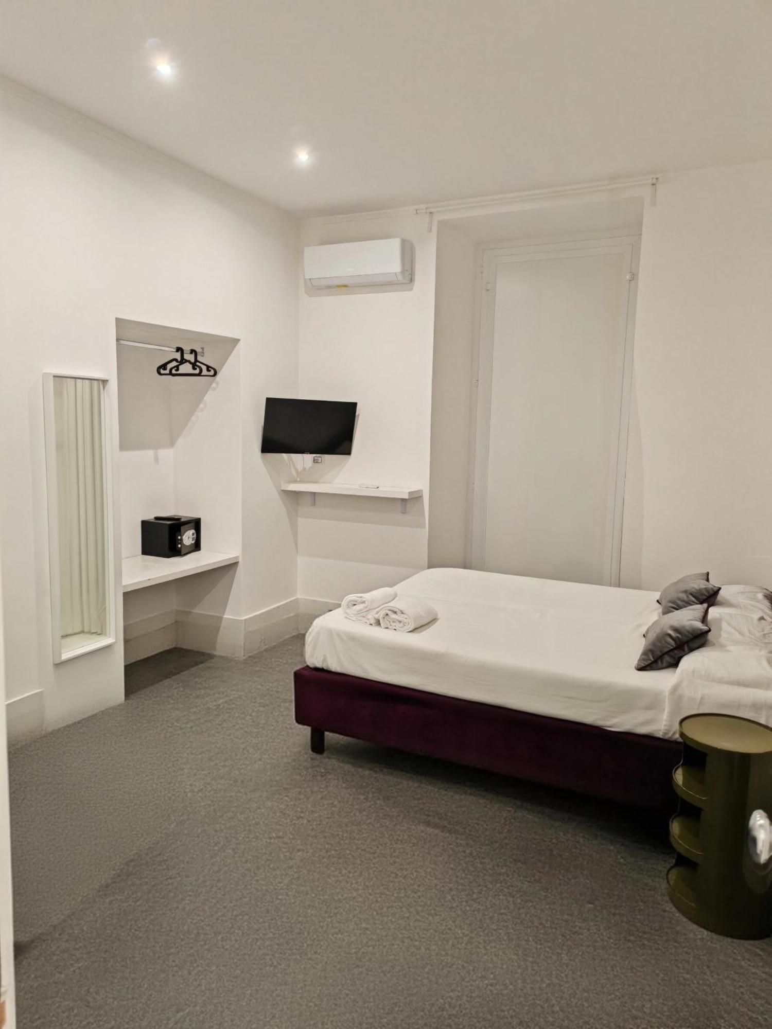 Art Street Hotel Nápoly Kültér fotó