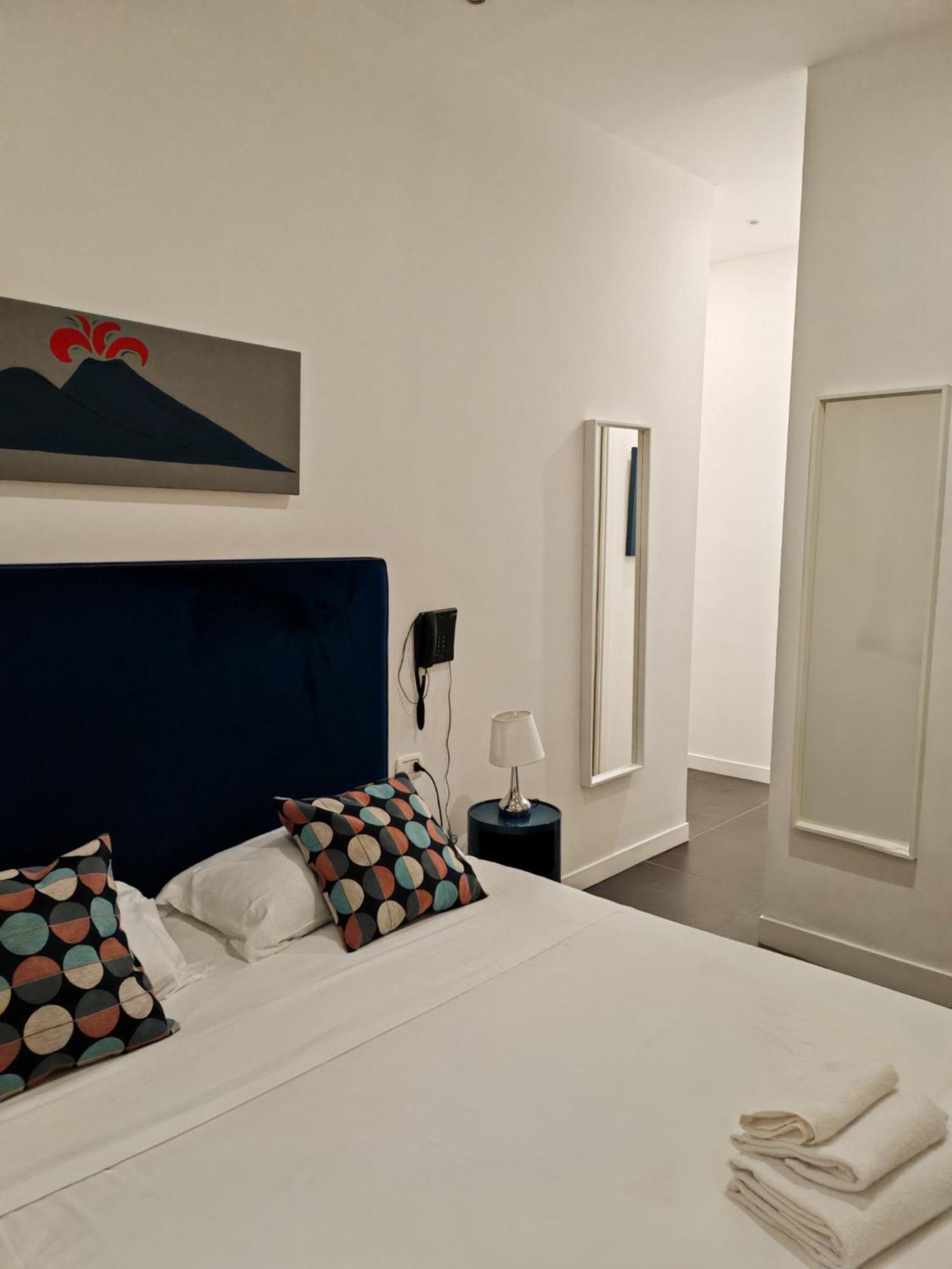 Art Street Hotel Nápoly Szoba fotó